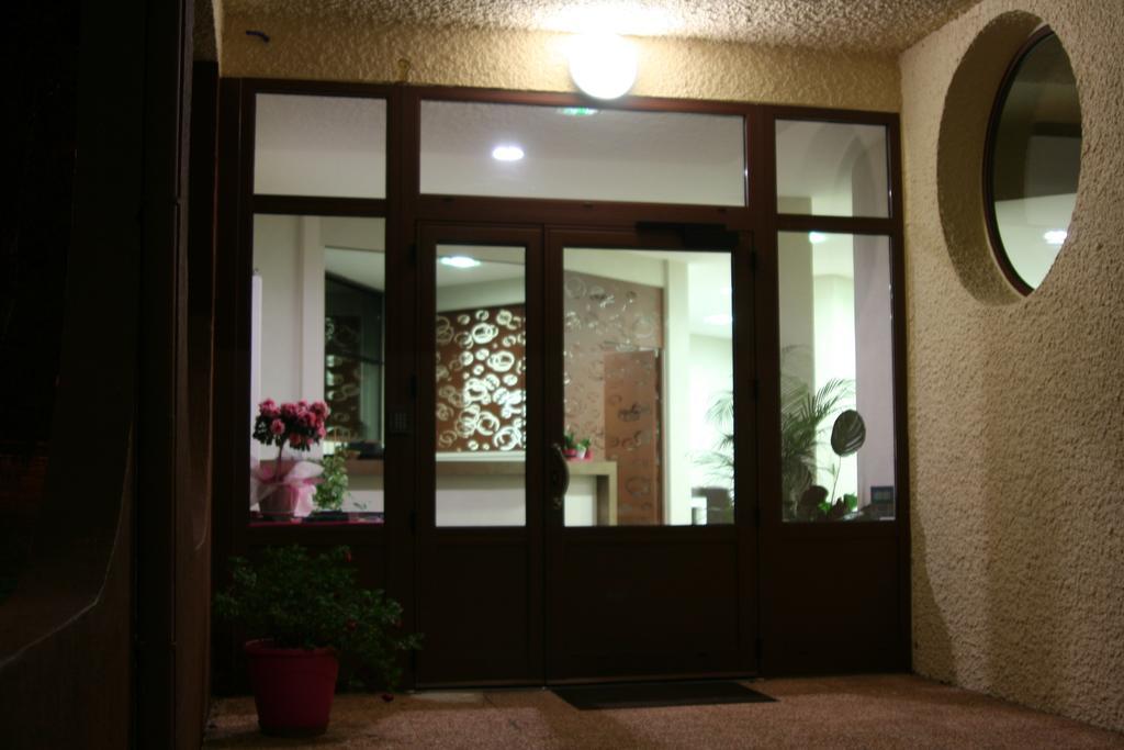 Hotel Bel Horizon Saint-Chély-dʼApcher エクステリア 写真